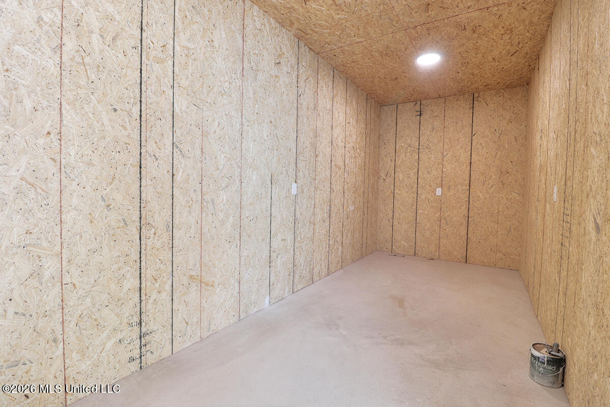 166 Daisy Street Biloxi, MS 39531 - Photo 15 of 15 15Storage