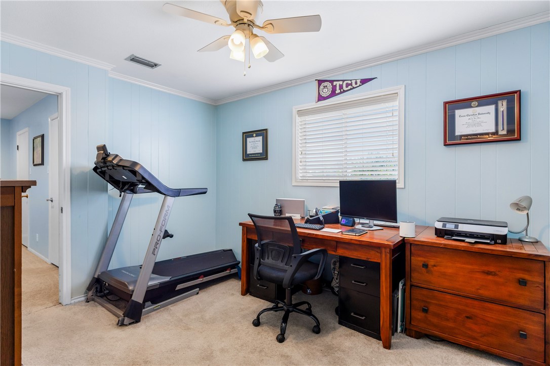 3350 Mavis Drive Corpus Christi, TX 78411 - Photo 23 of 40 a view of a workspace with furniture