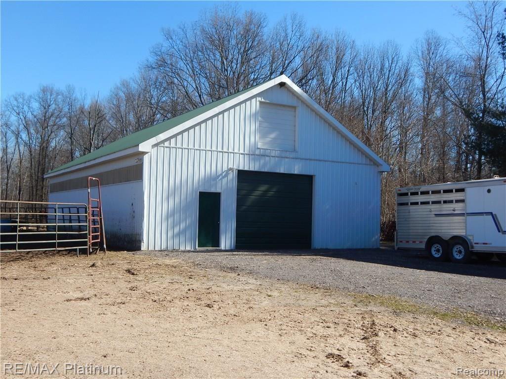 21925 Dickinson Road New Boston, MI 48164 - Photo 51 of 63 Gallery Image 51
