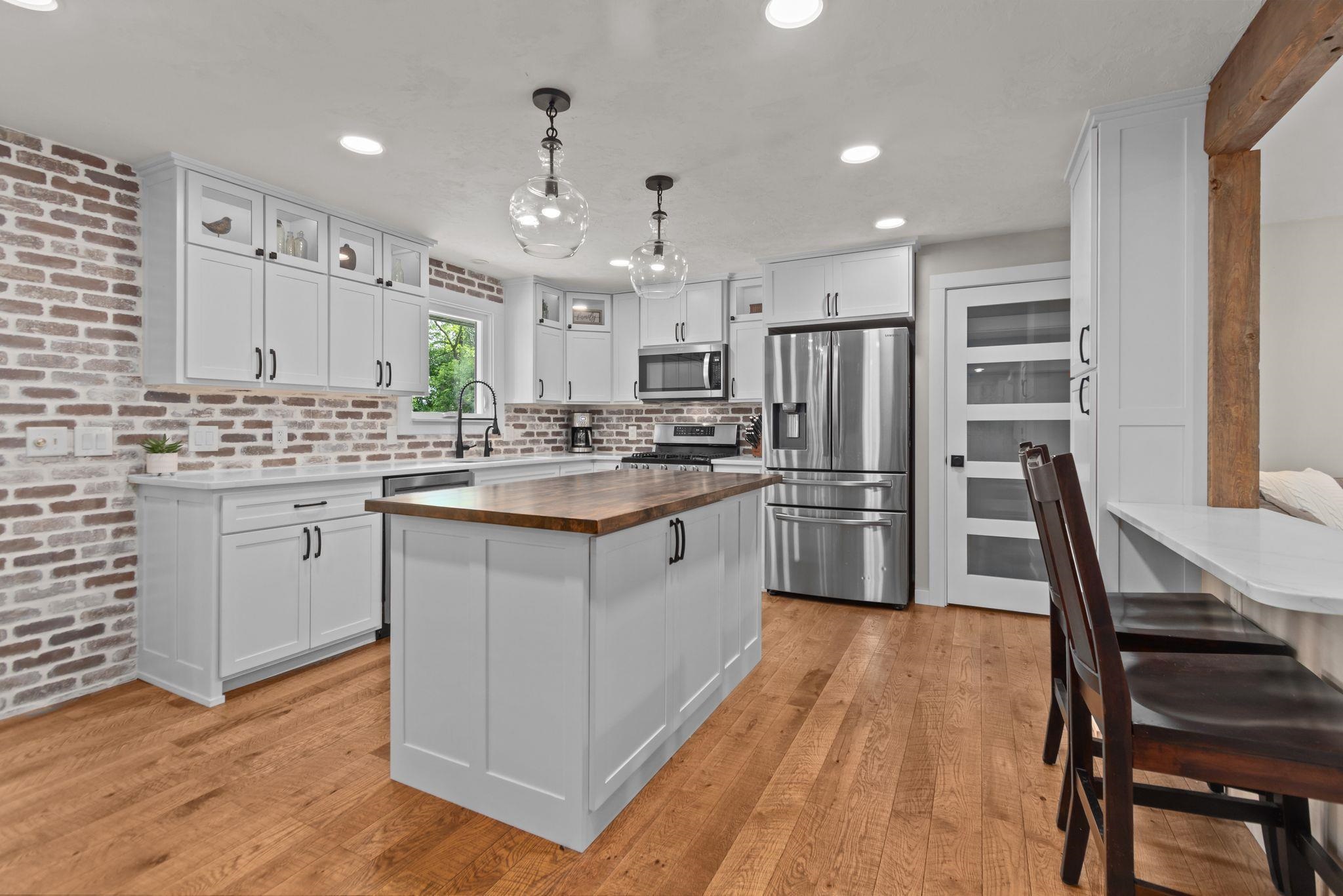 N222 2 Mile Road Appleton, WI 54914 - Photo 11 of 69