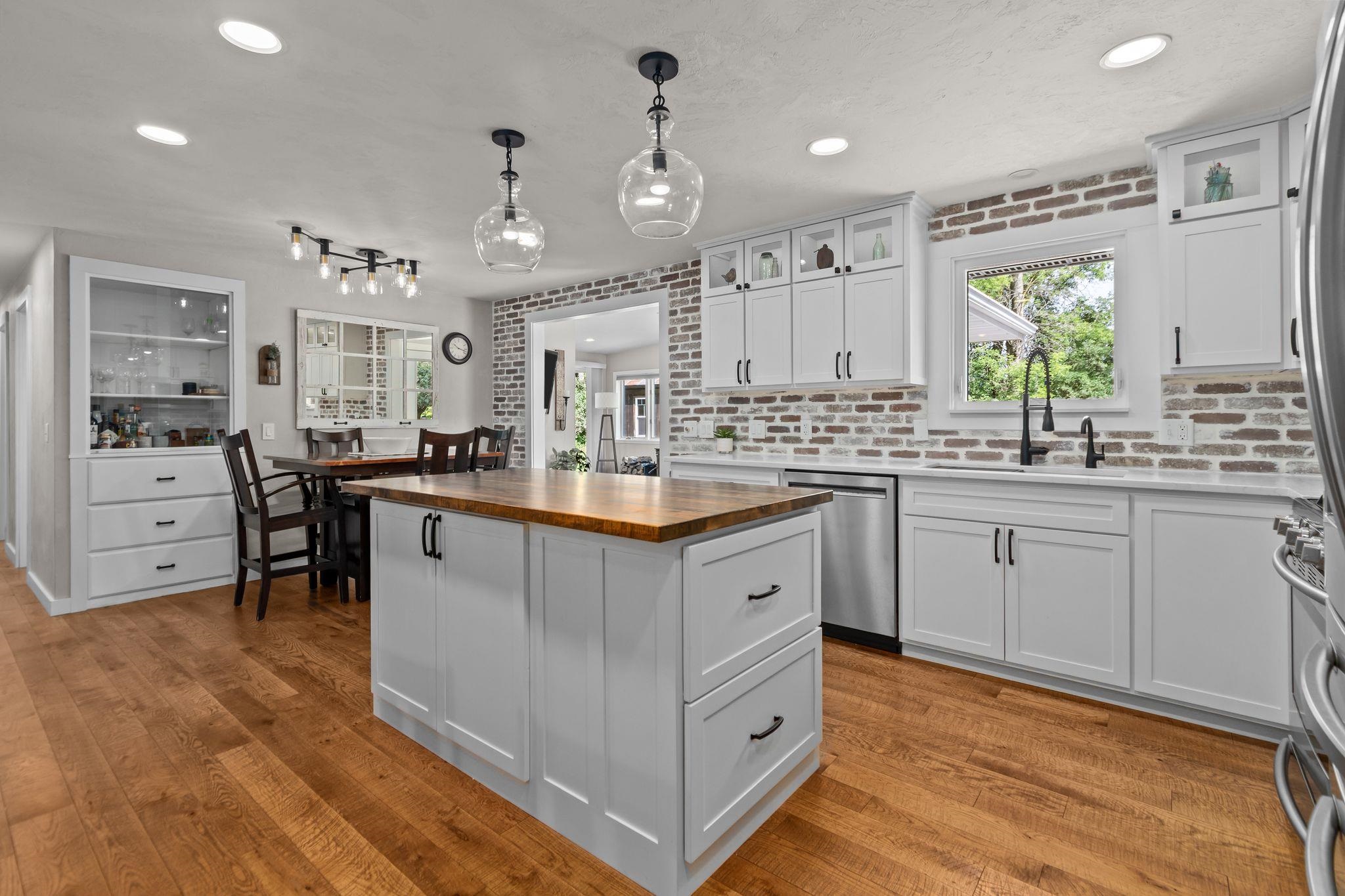 N222 2 Mile Road Appleton, WI 54914 - Photo 12 of 69