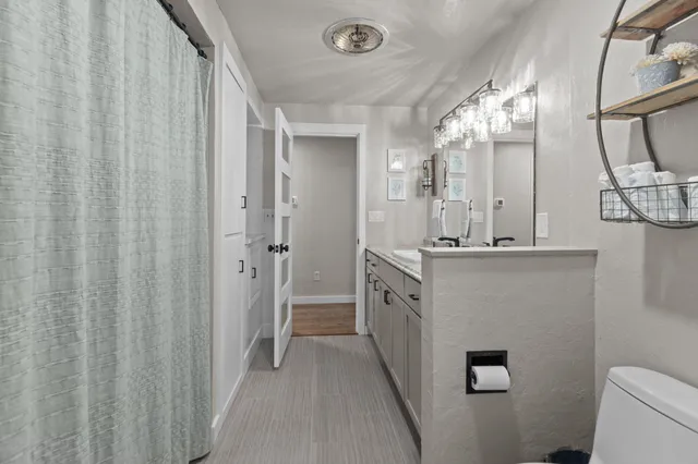 $749,900 | N222 2 Mile Road, Appleton, WI 54914