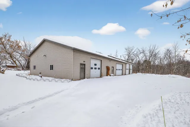 $749,900 | N222 2 Mile Road, Appleton, WI 54914