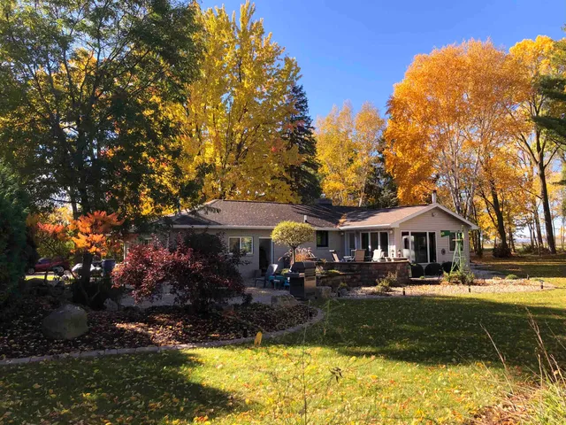 $749,900 | N222 2 Mile Road, Appleton, WI 54914