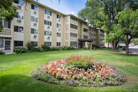 $210,000 | 9380 Center Avenue, Unit 3D, Denver, CO 80247