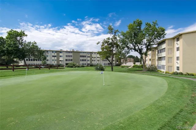 $210,000 | 9380 Center Avenue, Unit 3D, Denver, CO 80247