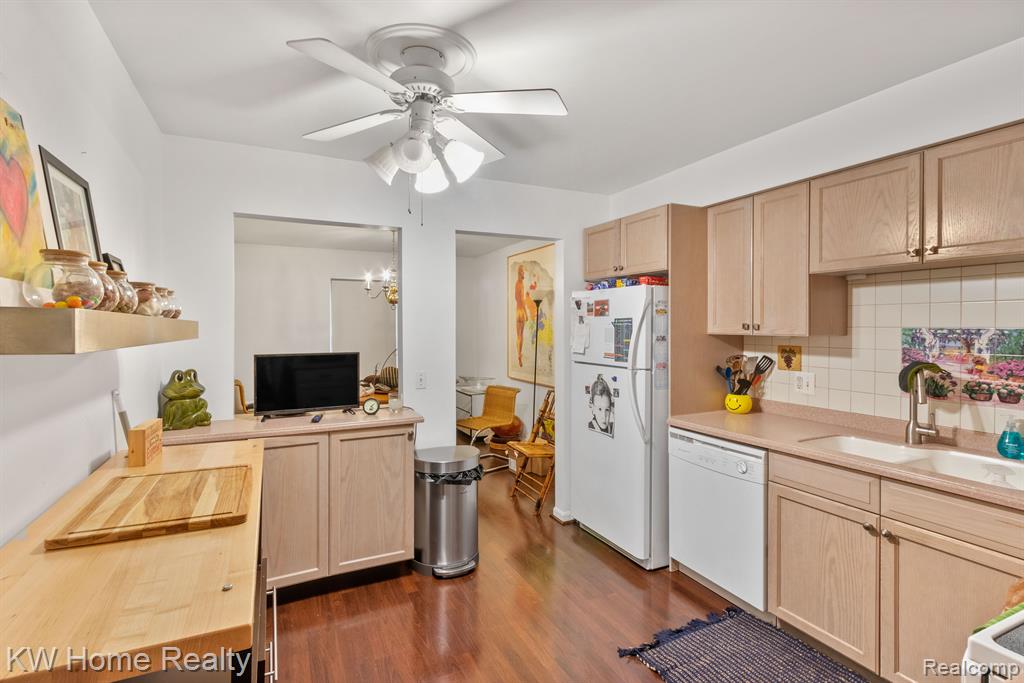 29632 Middlebelt Road, Unit 1703 Farmington Hills, MI 48334 - Photo 10 of 30