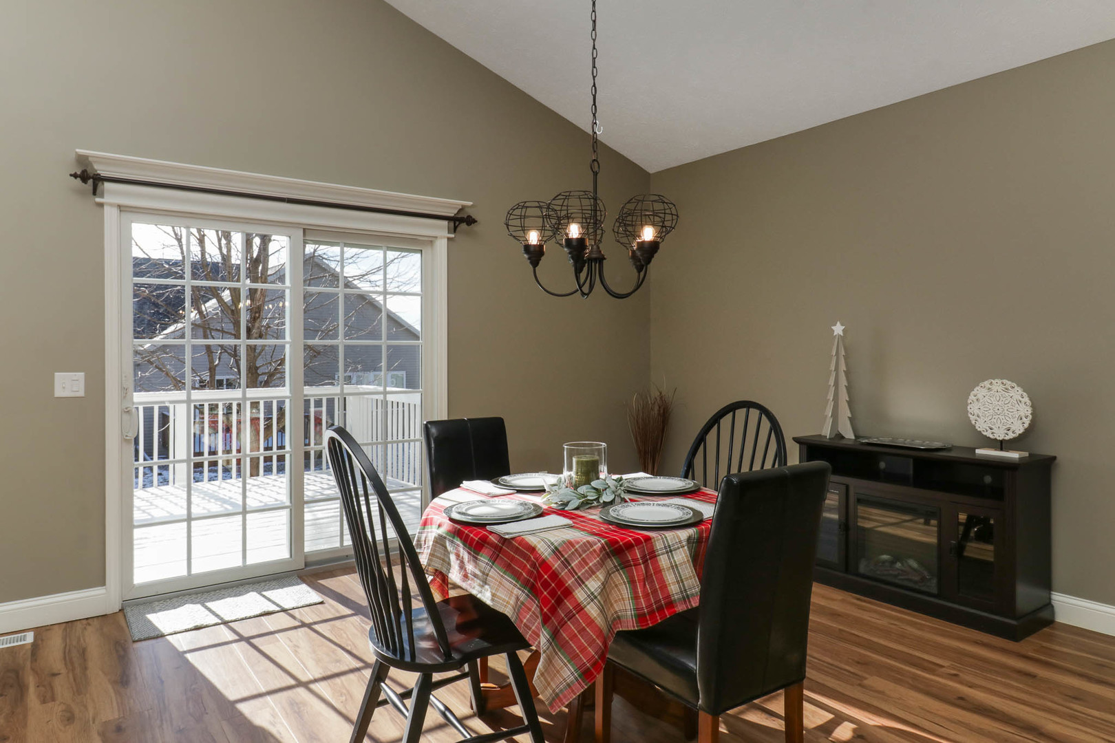 54 Yukon Circle Bloomington, IL 61705 - Photo 17 of 46