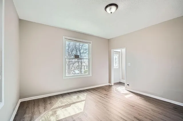 $2,899 | 707 Jenks Avenue East, St. Paul, MN 55106