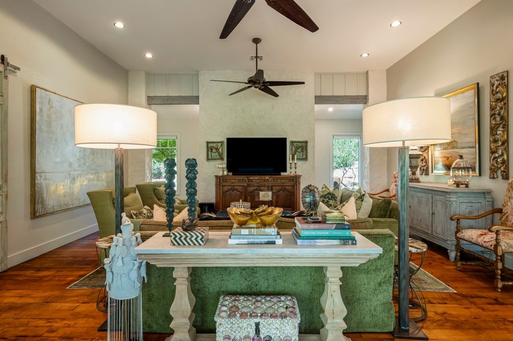 1267 Funf Kinder Road Fredericksburg, TX 78624 - Photo 14 of 92 Gallery Image 14