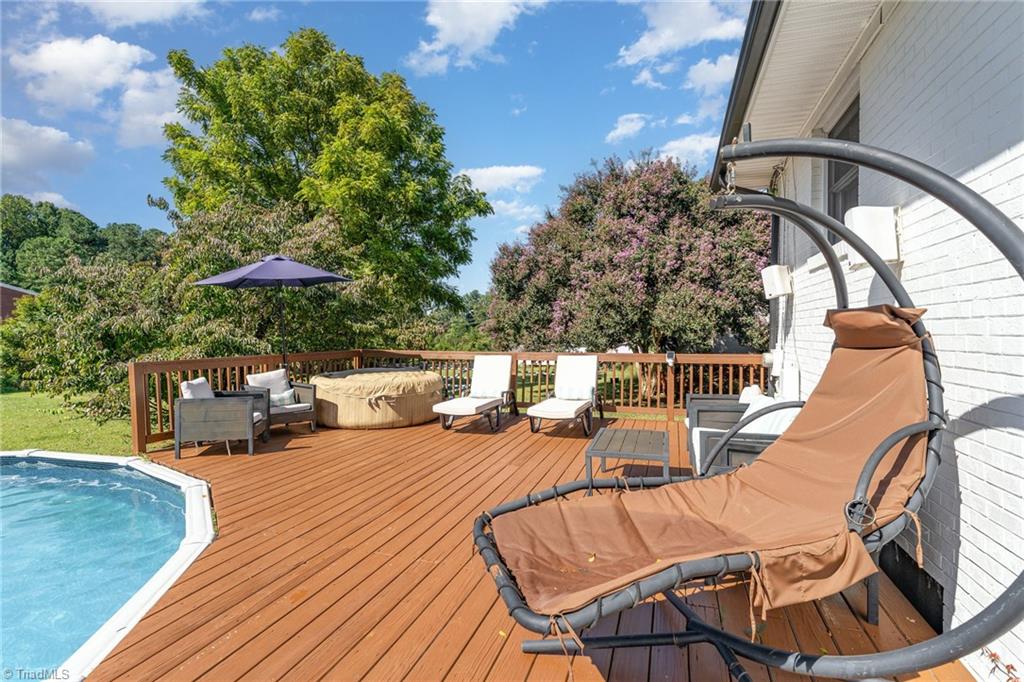 2606 Wexford Place High Point, NC 27265 - Photo 25 of 30 a perfect spot to entertain