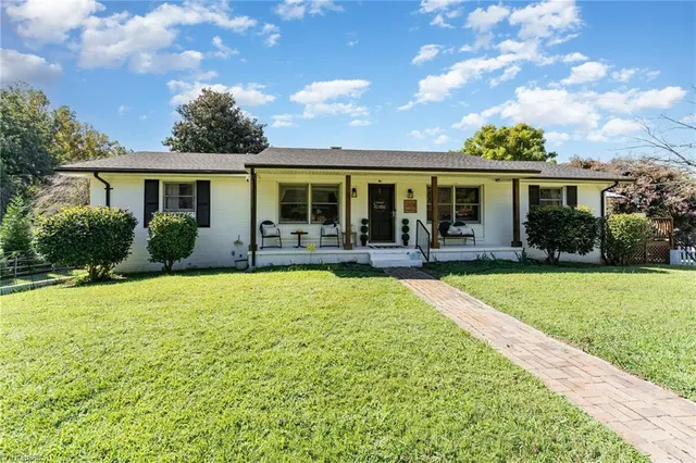 $290,000 | 2606 Wexford Place, High Point, NC 27265