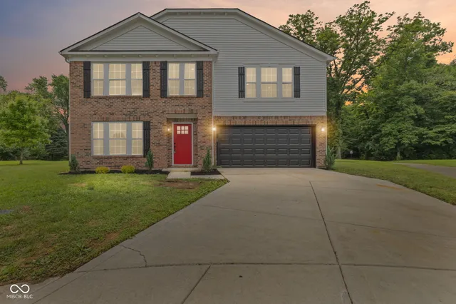 $369,999 | 12429 Looking Glass Way, McCordsville, IN 46055