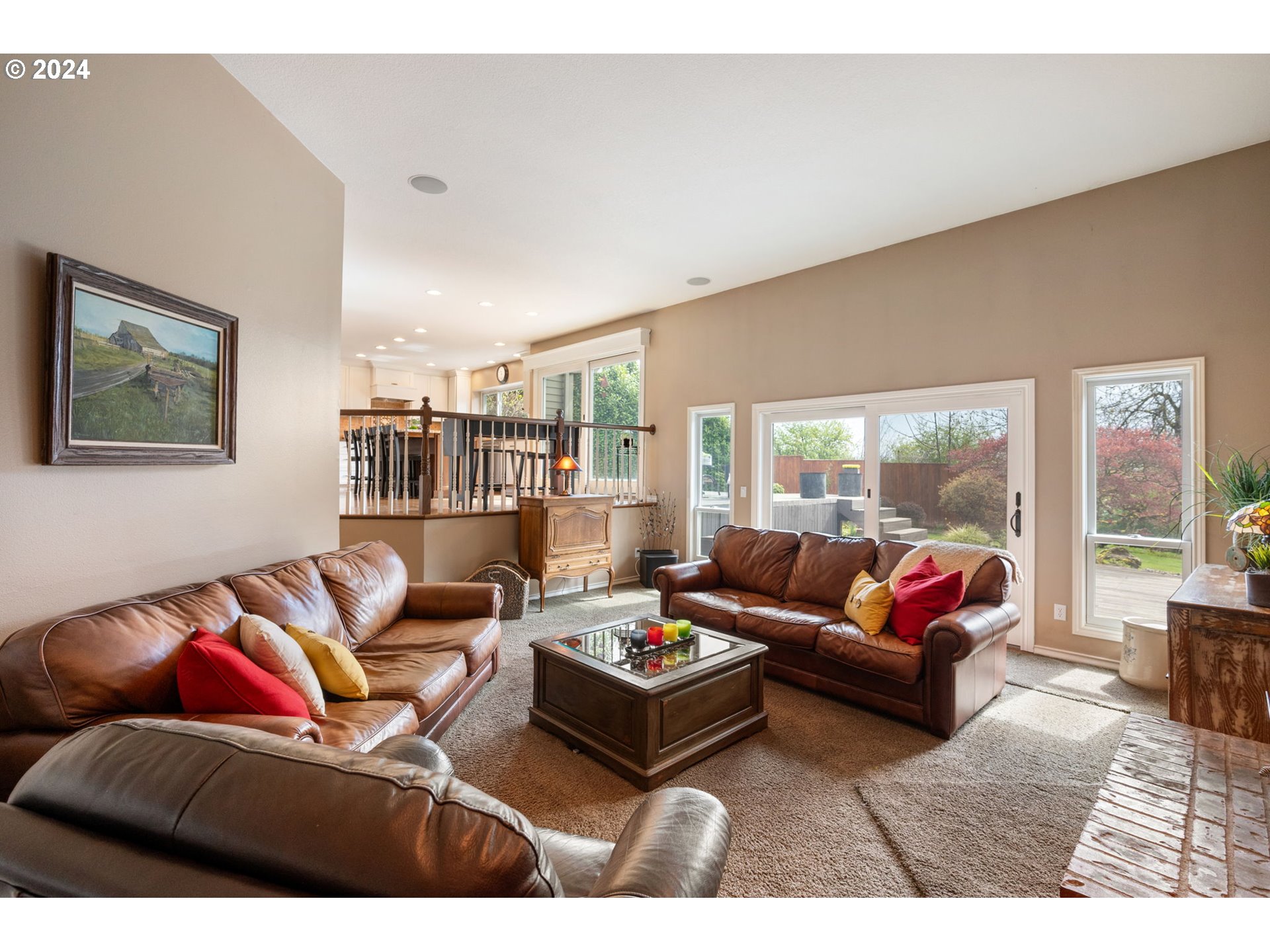 17060 Southwest Weir Road Beaverton, OR 97007 - Photo 17 of 44 Gallery Image 17