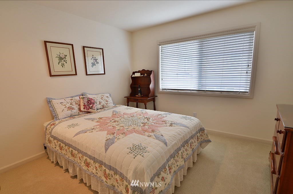20805 40th Drive Southeast Bothell, WA 98021 - Photo 11 of 15