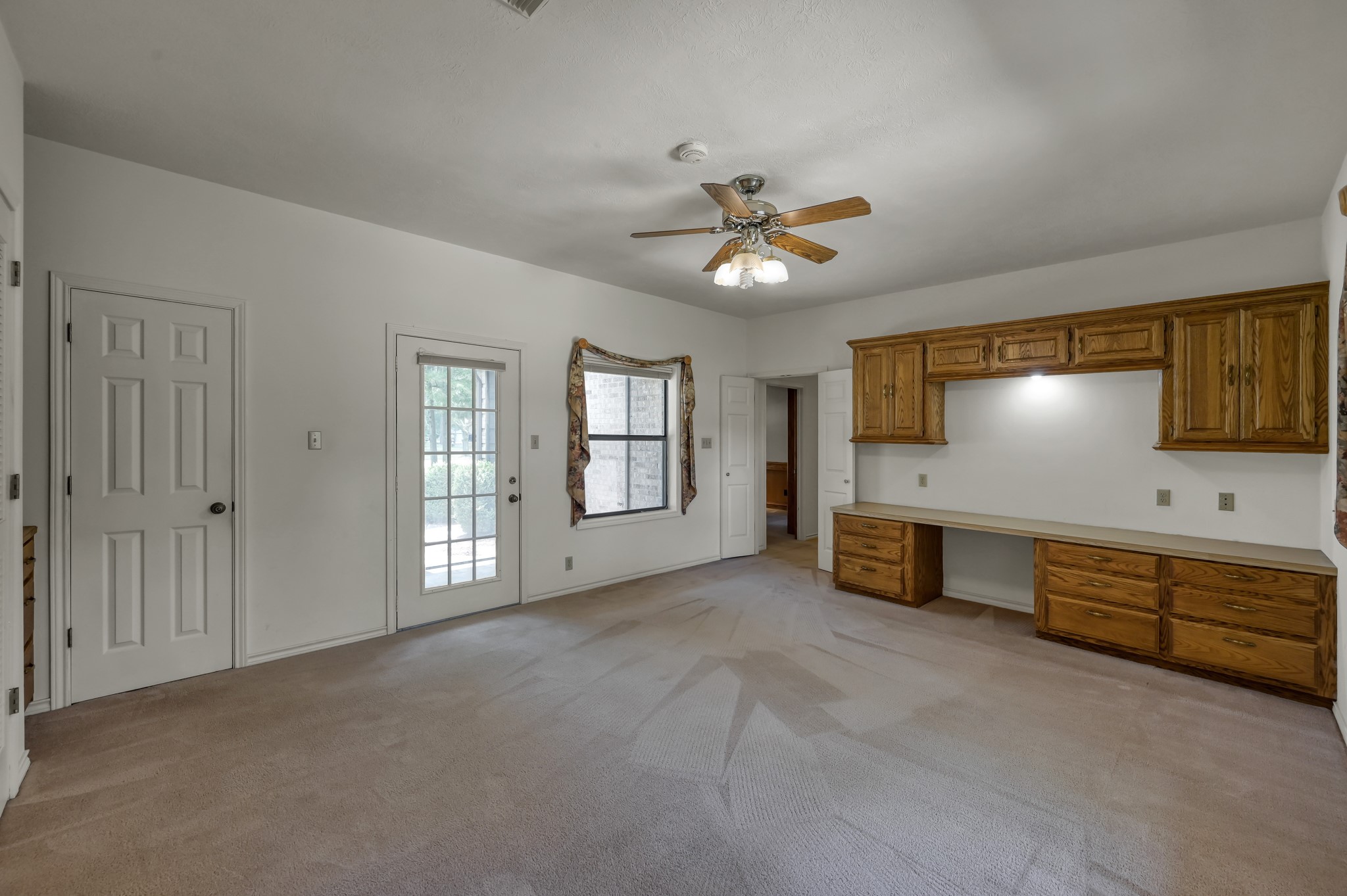 273 Augusta Drive Trinity, TX 75862 - Photo 10 of 21 More built-ins.