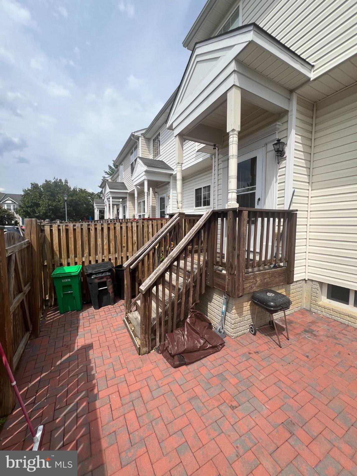 15411 Wylie Road Brandywine, MD 20613 - Photo 38 of 38 Charming patio with inviting steps.