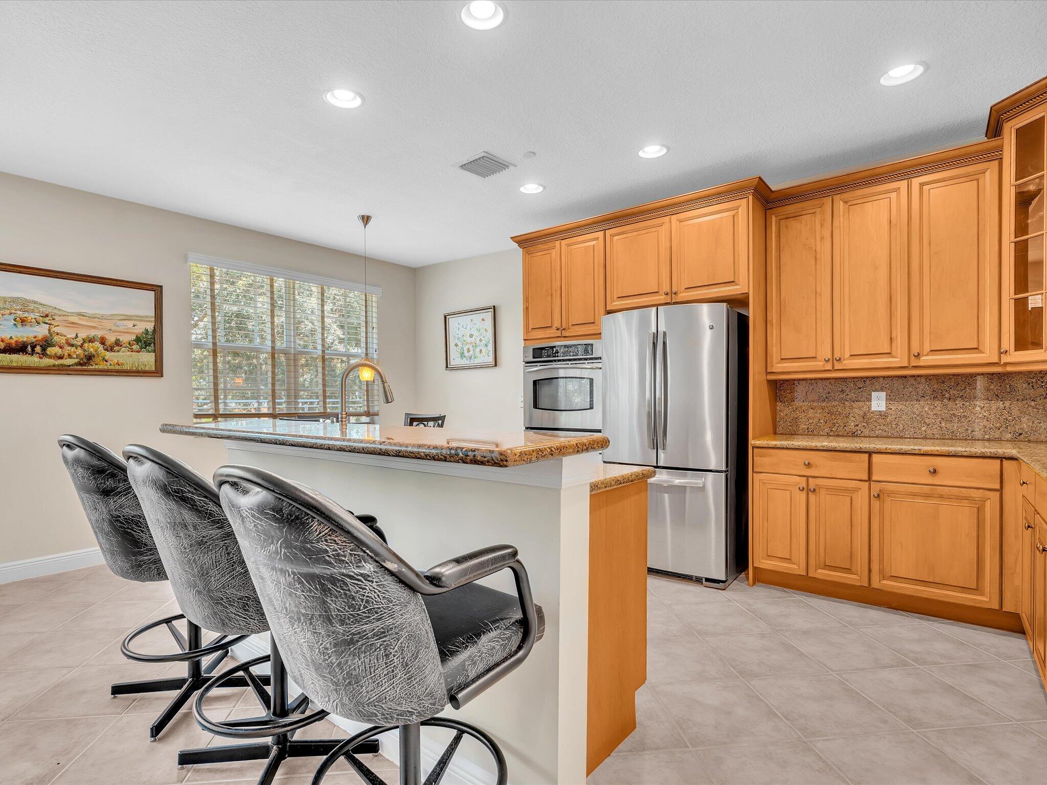 5575 Northeast Trieste Way Boca Raton, FL 33487 - Photo 19 of 38 Kitchen
