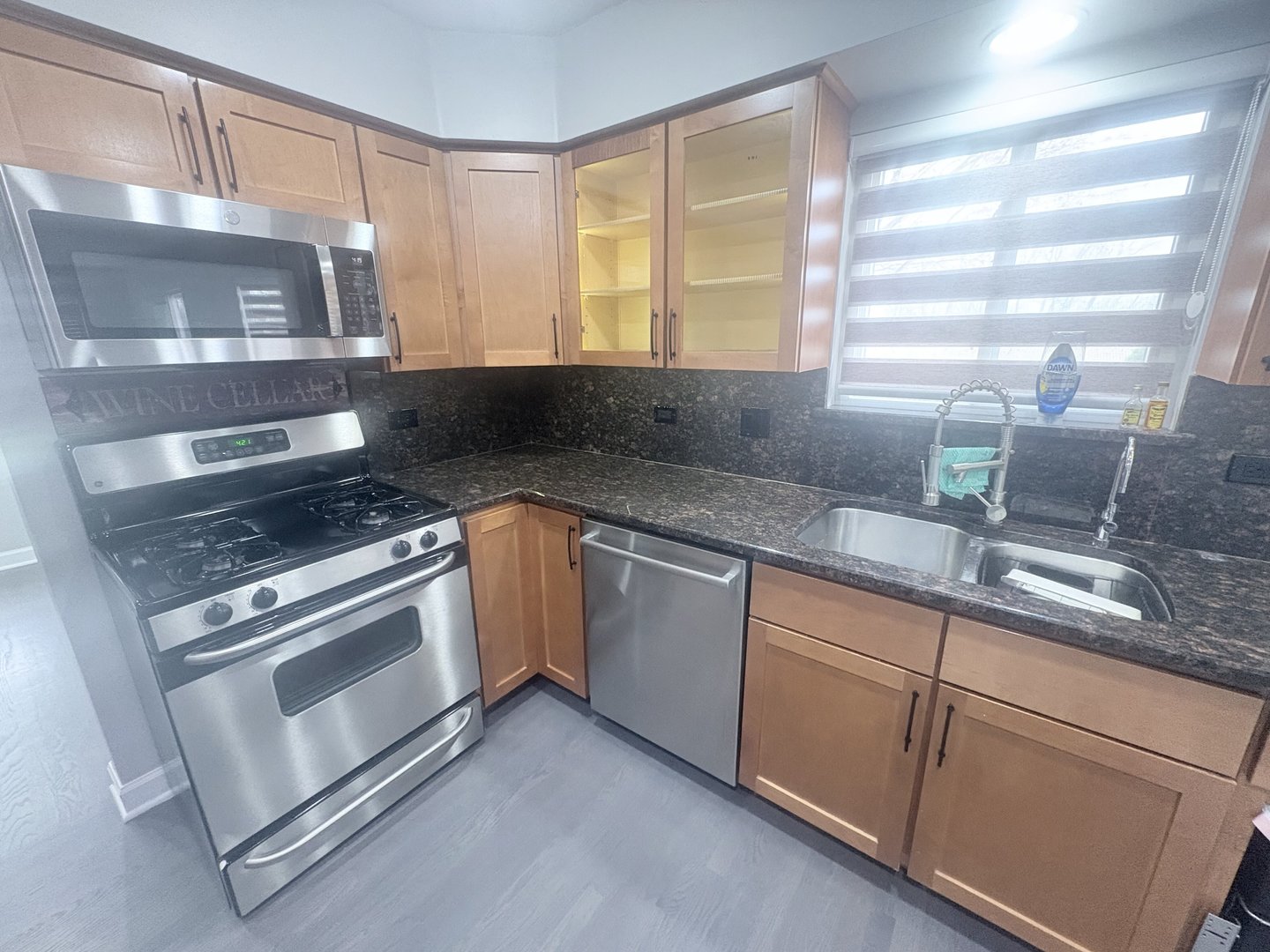 1004 Longford Road Bartlett, IL 60103 - Photo 8 of 28