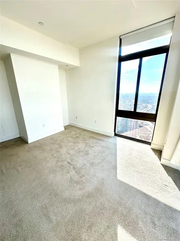 $3,300 | 175 Huguenot Street, New Rochelle, NY 10801