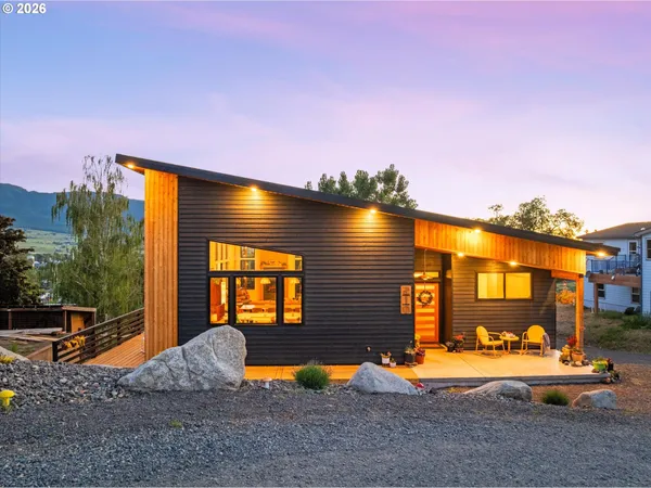 $750,000 | 210 Pace Avenue, Enterprise, OR 97828