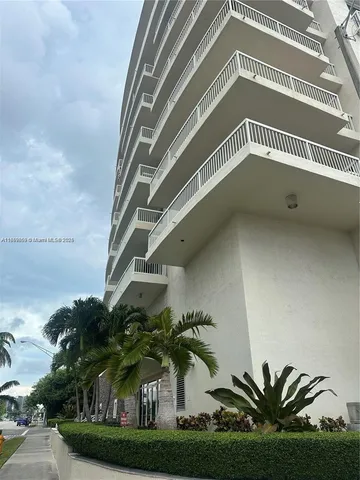 $330,000 | 2400 Southwest 27th Avenue, Unit 406, Miami, FL 33145
