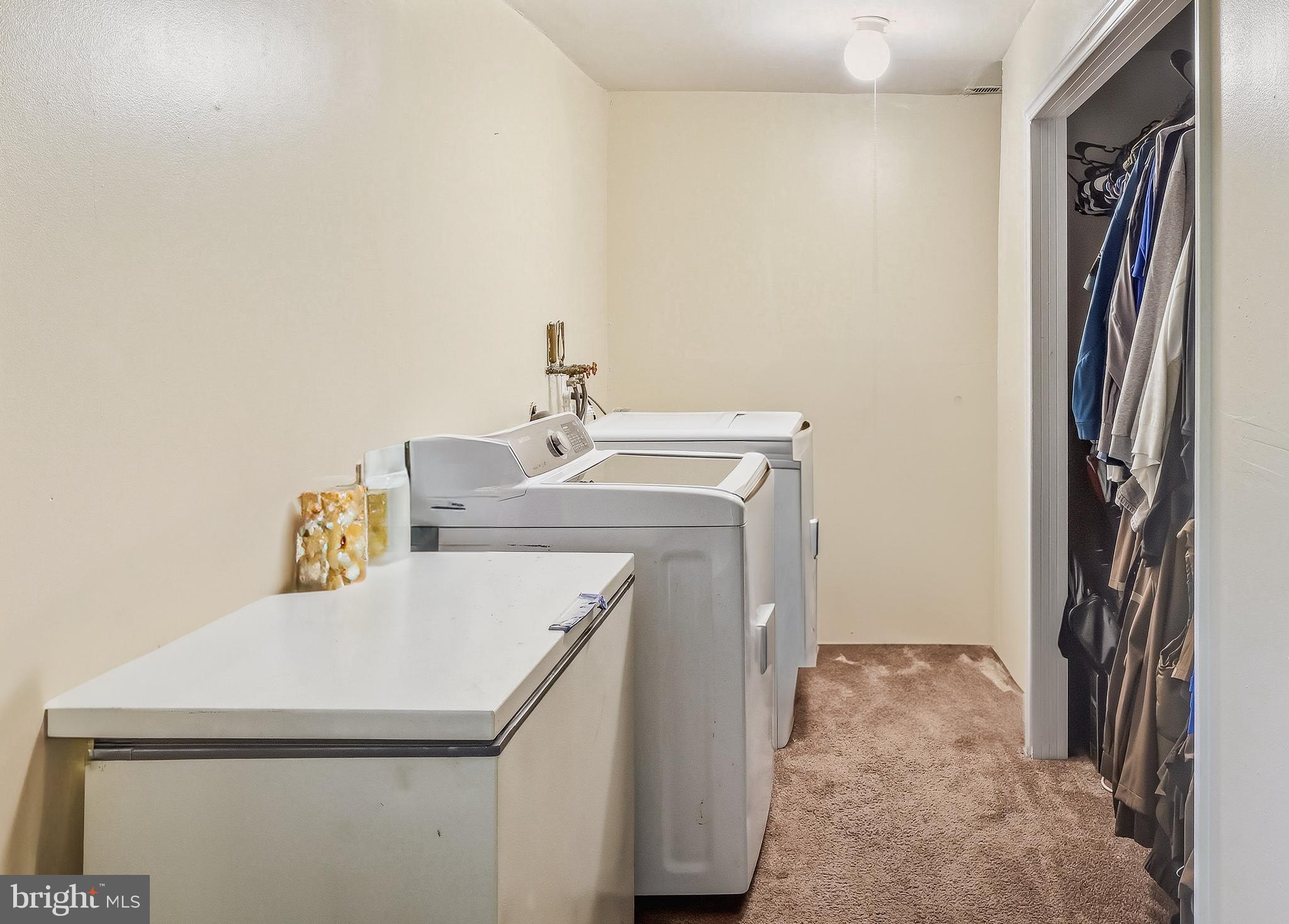 7 Matro Avenue Sicklerville, NJ 08081 - Photo 17 of 21 a utility room with dryer and washer
