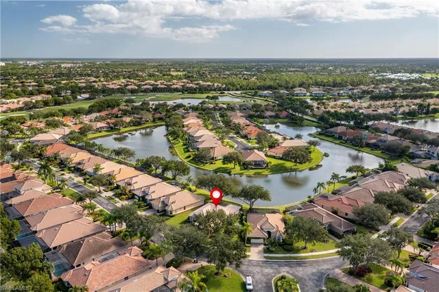 $950,000 | 6840 Bent Grass Drive, Naples, FL 34113