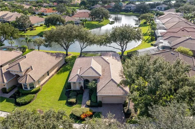 $950,000 | 6840 Bent Grass Drive, Naples, FL 34113