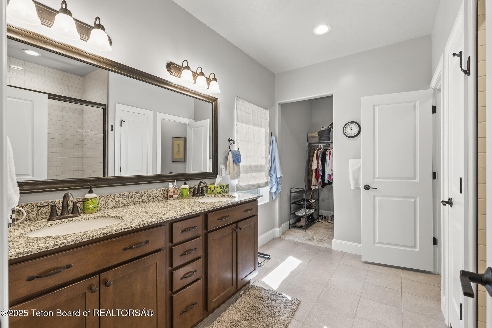 282 Harris Hawk Drive Victor, ID 83455 - Photo 11 of 23 Primary Bathroom