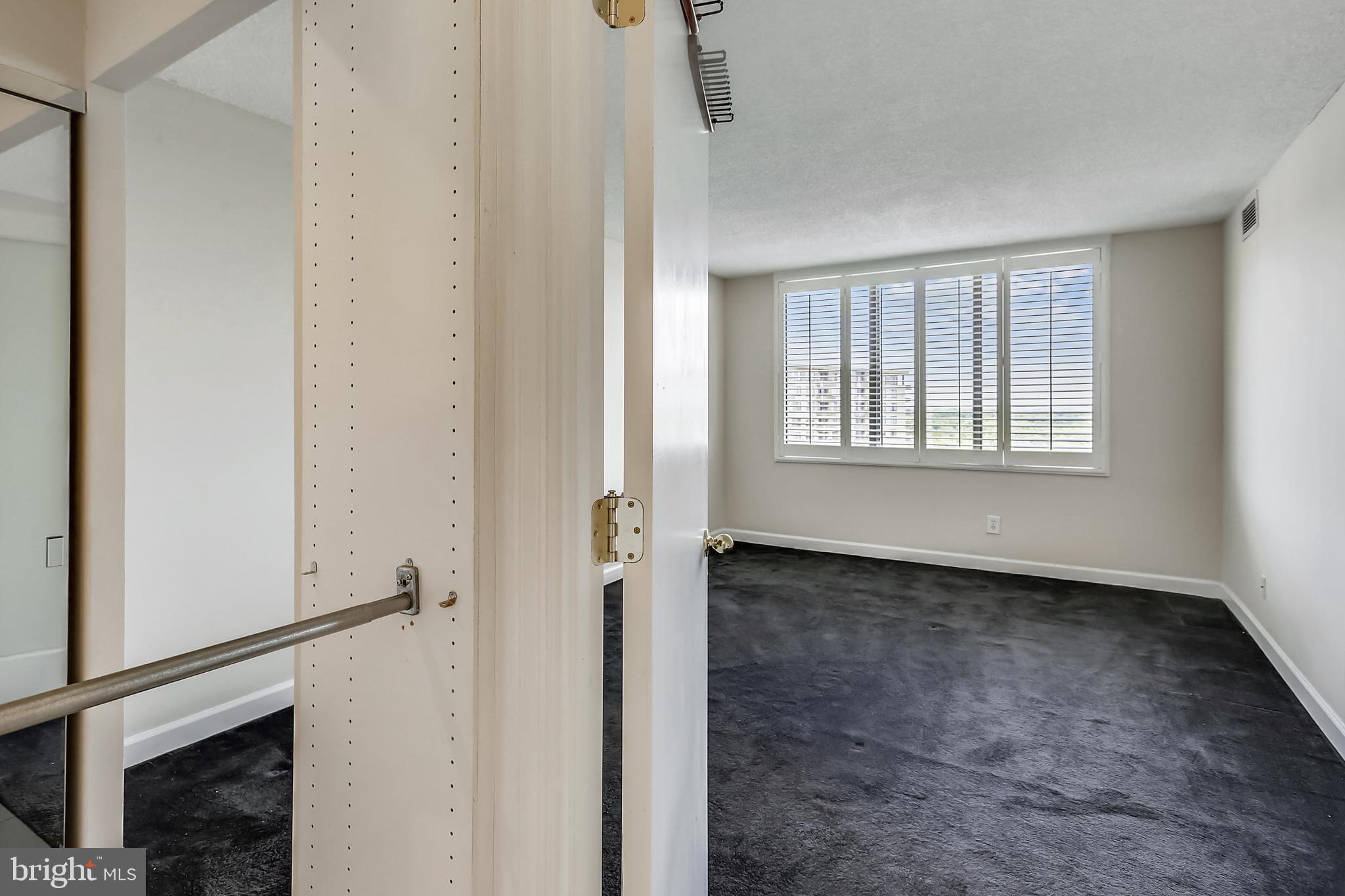 5225 Pooks Hill Road, Unit 1619S Bethesda, MD 20814 - Photo 12 of 54 Bedroom