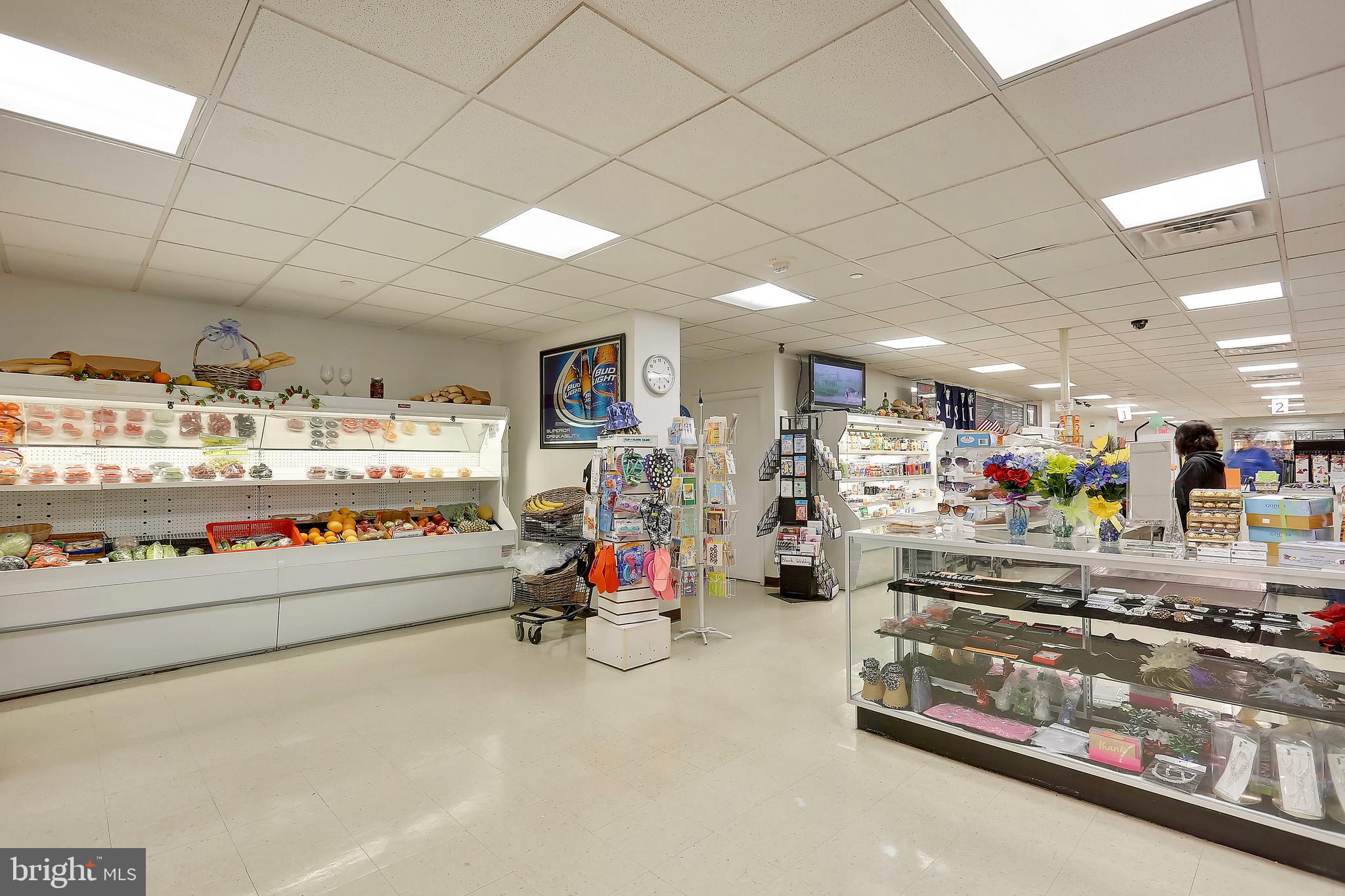 5225 Pooks Hill Road, Unit 1619S Bethesda, MD 20814 - Photo 37 of 54 Promenade market