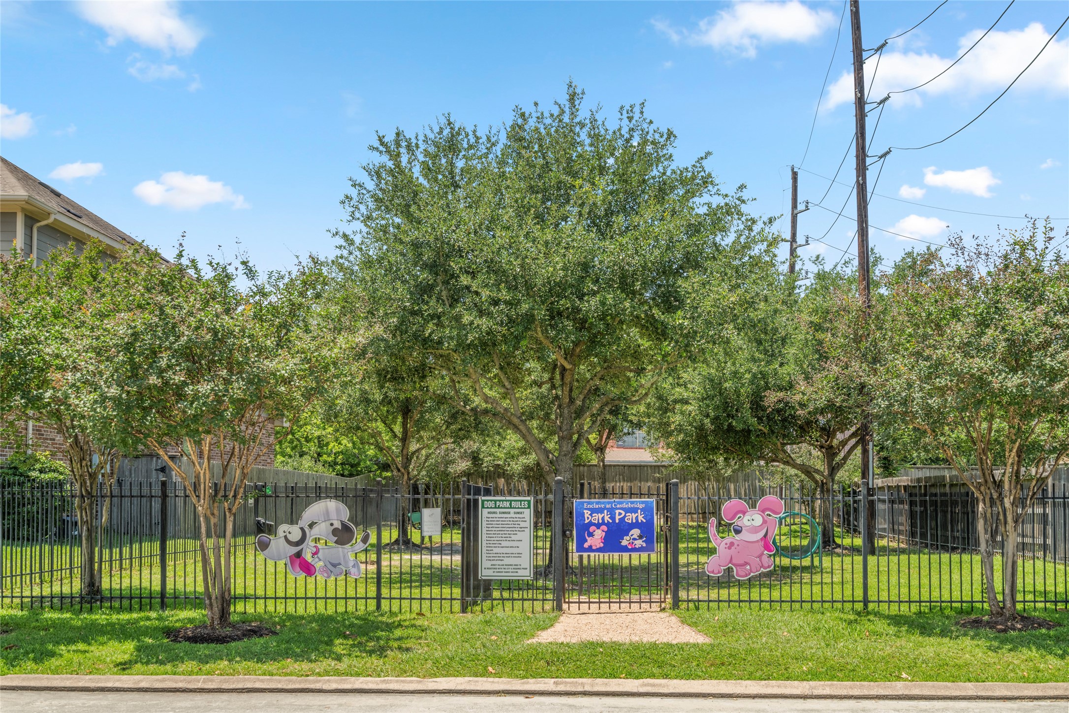 143 Castlegate Lane Houston, TX 77065 - Photo 30 of 33 Located steps from a secure and shaded dog park.
