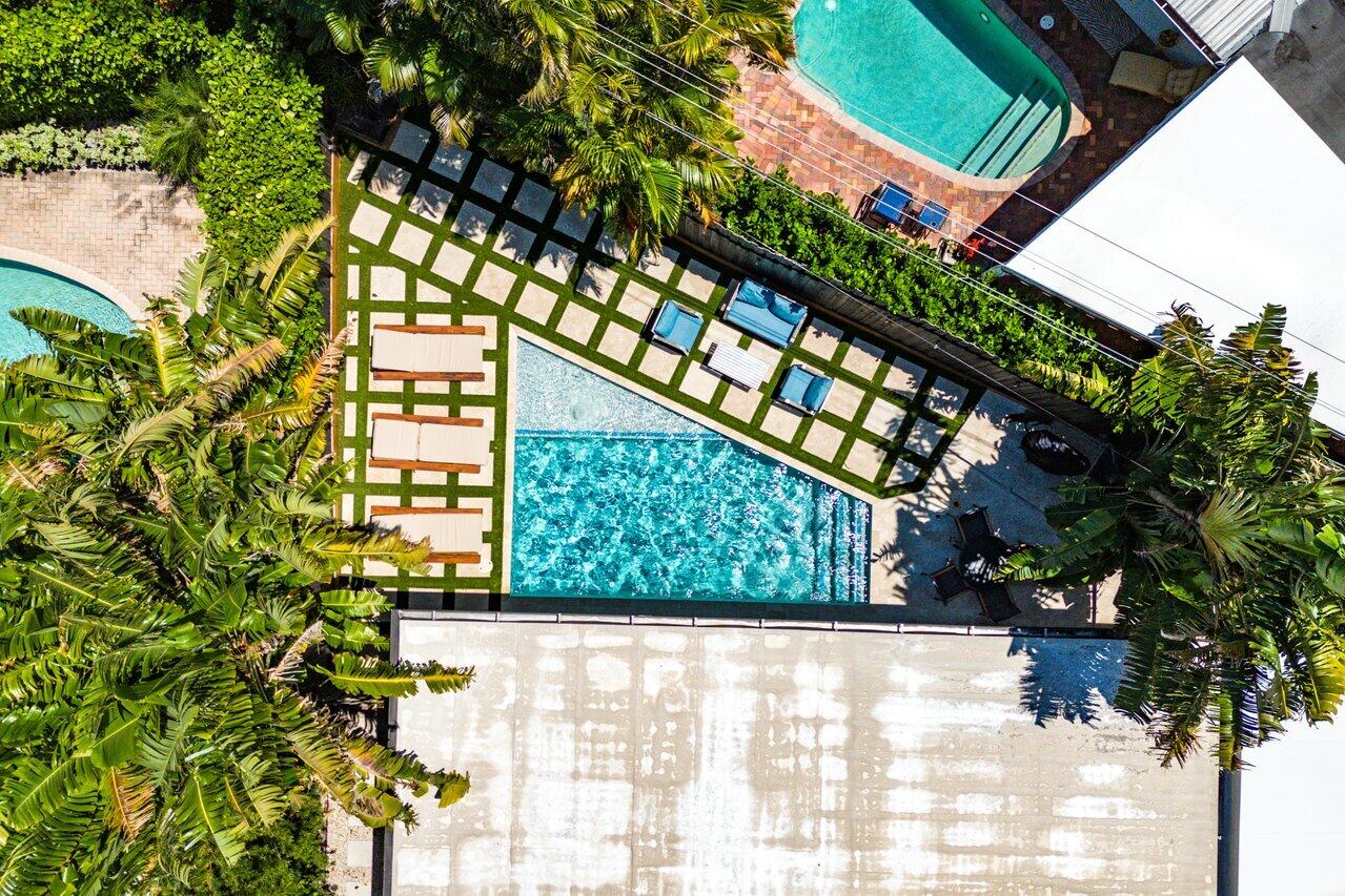 308 Enfield Road Delray Beach, FL 33444 - Photo 25 of 25 a view of a yard with plants