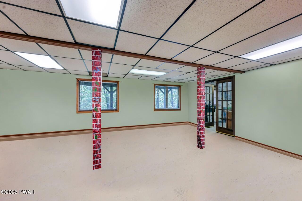 308 Maple Ridge Drive Hawley, PA 18428 - Photo 49 of 76 308 Maple Ridge Dr 47 Declutter Large