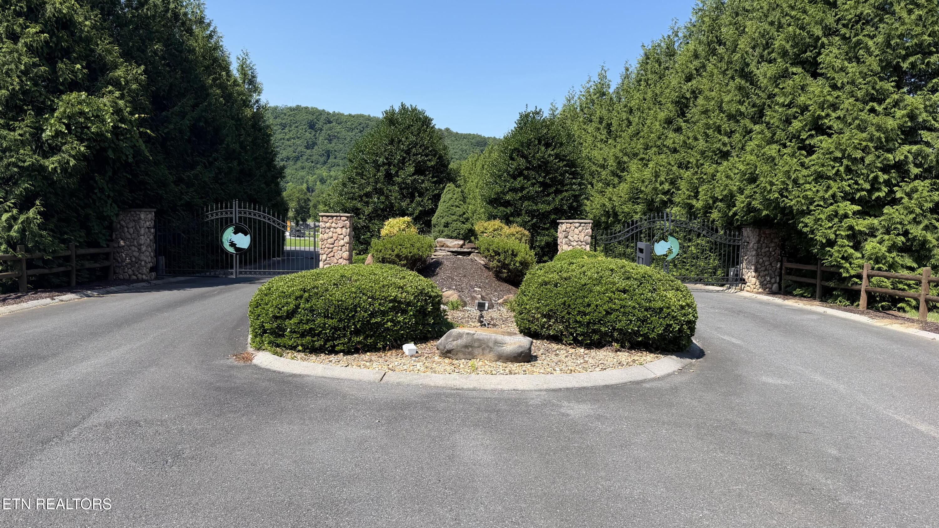 0 Huff Overlook Way Del Rio, TN 37727 - Photo 1 of 9 1_beyc6a4fc74456786