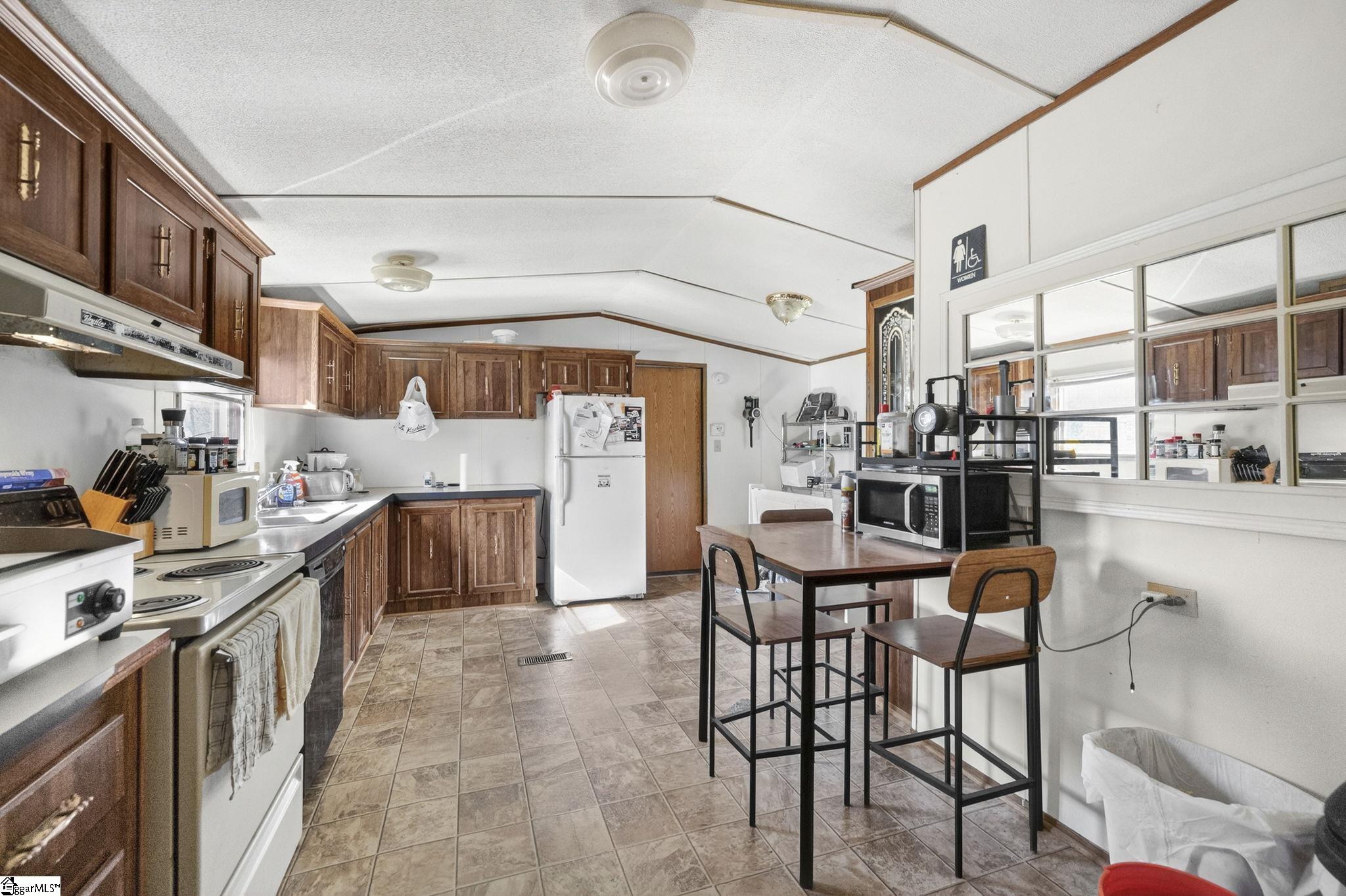 807 Cheddar Road Belton, SC 29627 - Photo 35 of 50