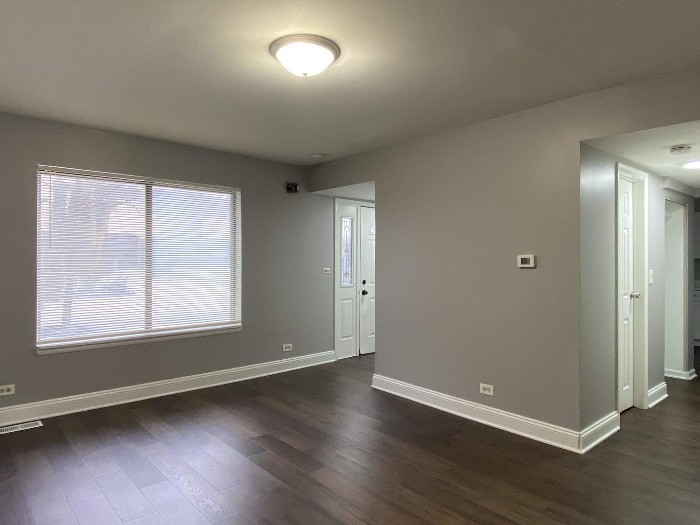 10 Tower Court, Unit 10 Downers Grove, IL 60516 - Photo 3 of 10