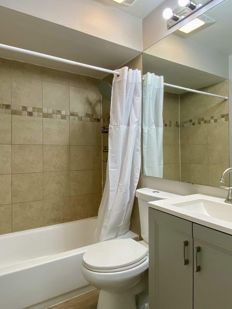 10 Tower Court, Unit 10 Downers Grove, IL 60516 - Photo 10 of 10