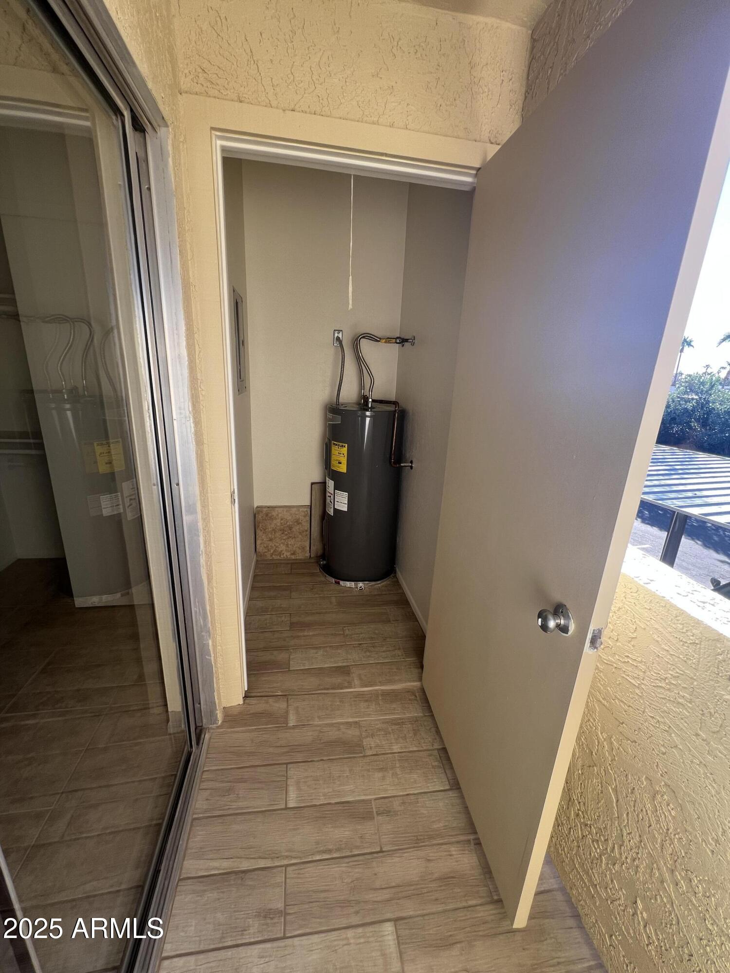 12221 West Bell Road, Unit 278 Surprise, AZ 85378 - Photo 16 of 24 a view of a hallway view with staircase