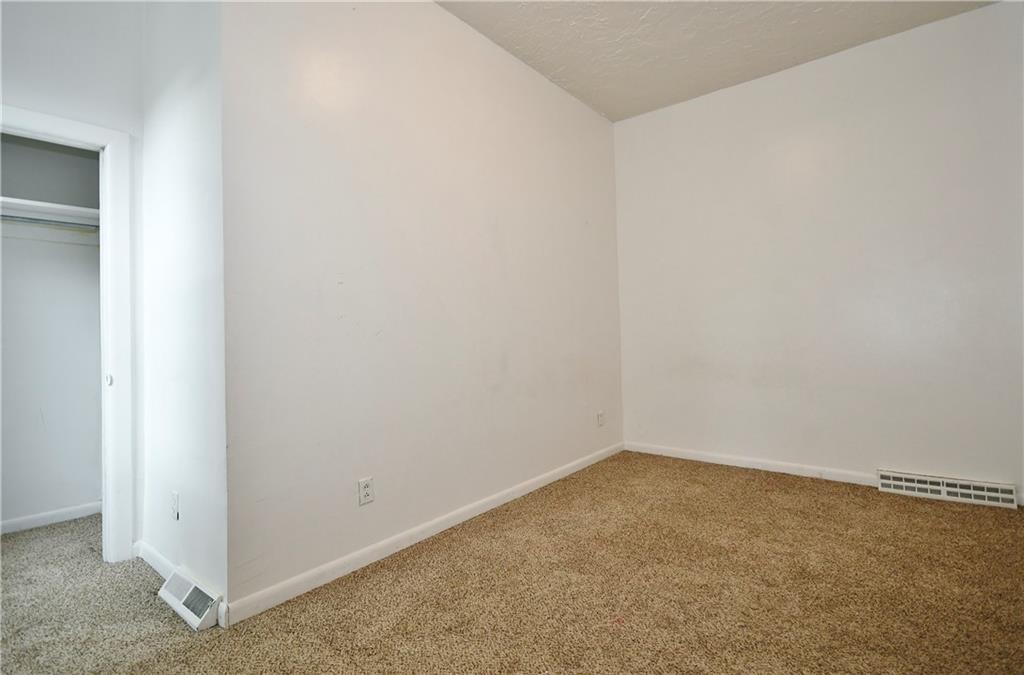 726 Evergreen Road Pittsburgh, PA 15209 - Photo 8 of 25 a view of an empty room