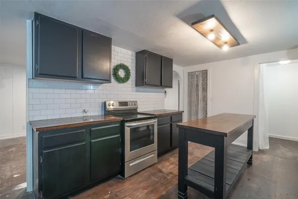 $199,900 | 17540 Old George Drive, Terrell, TX 75160