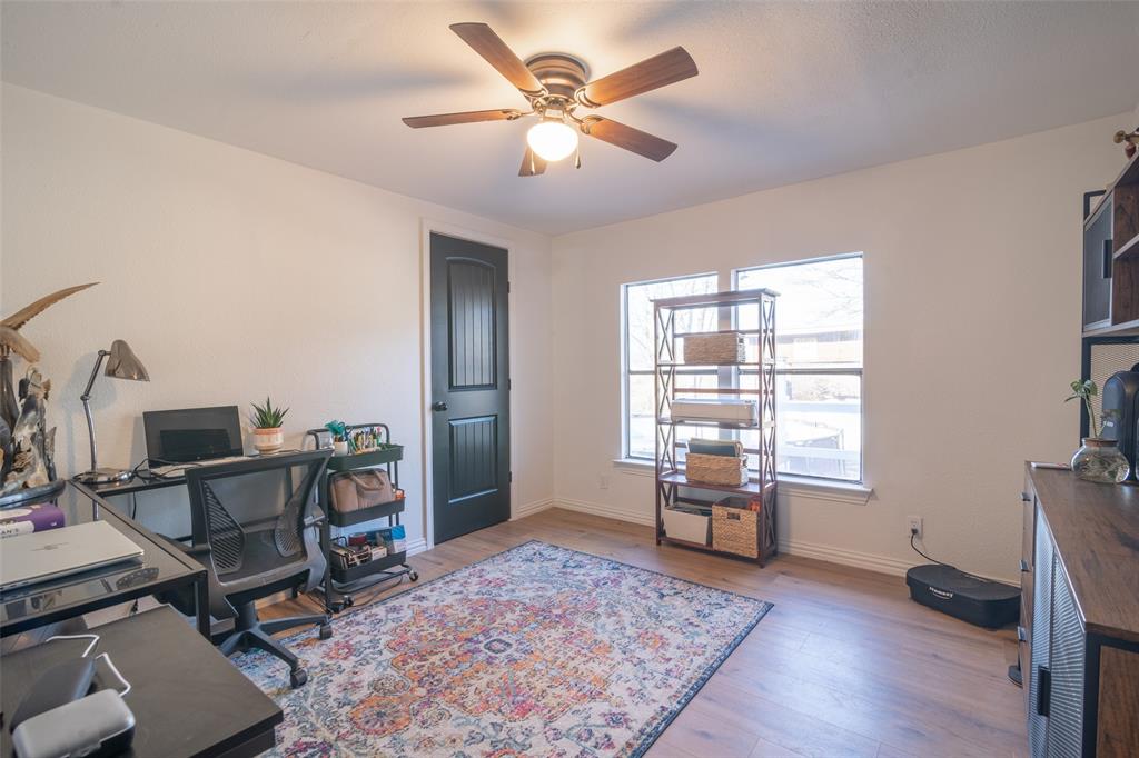 17540 Old George Drive Terrell, TX 75160 - Photo 8 of 28 a living room with furniture and wooden floor