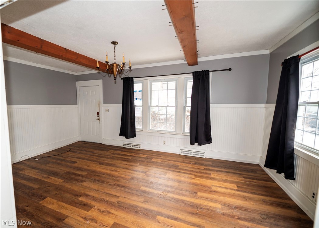 861 Cherry Road Northwest Massillon, OH 44647 - Photo 8 of 25 View of living room area