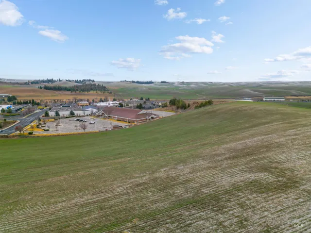 $1,550,000 | Tbd War Bonnet Drive, Moscow, ID 83843