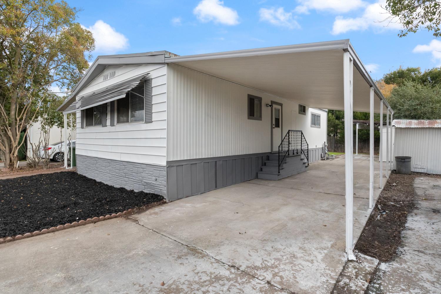 19690 Highway 99, Unit 18 Acampo, CA 95220 - Photo 13 of 13