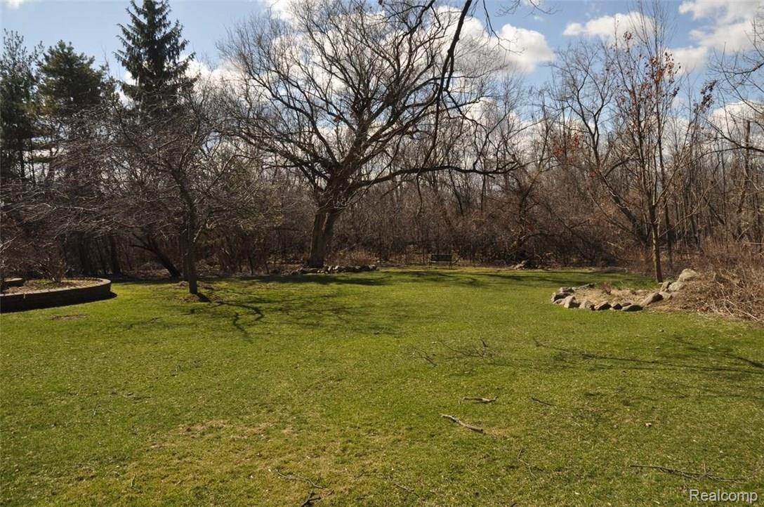 26705 Farmington Road Farmington, MI 48334 - Photo 7 of 35 ex5.jpg