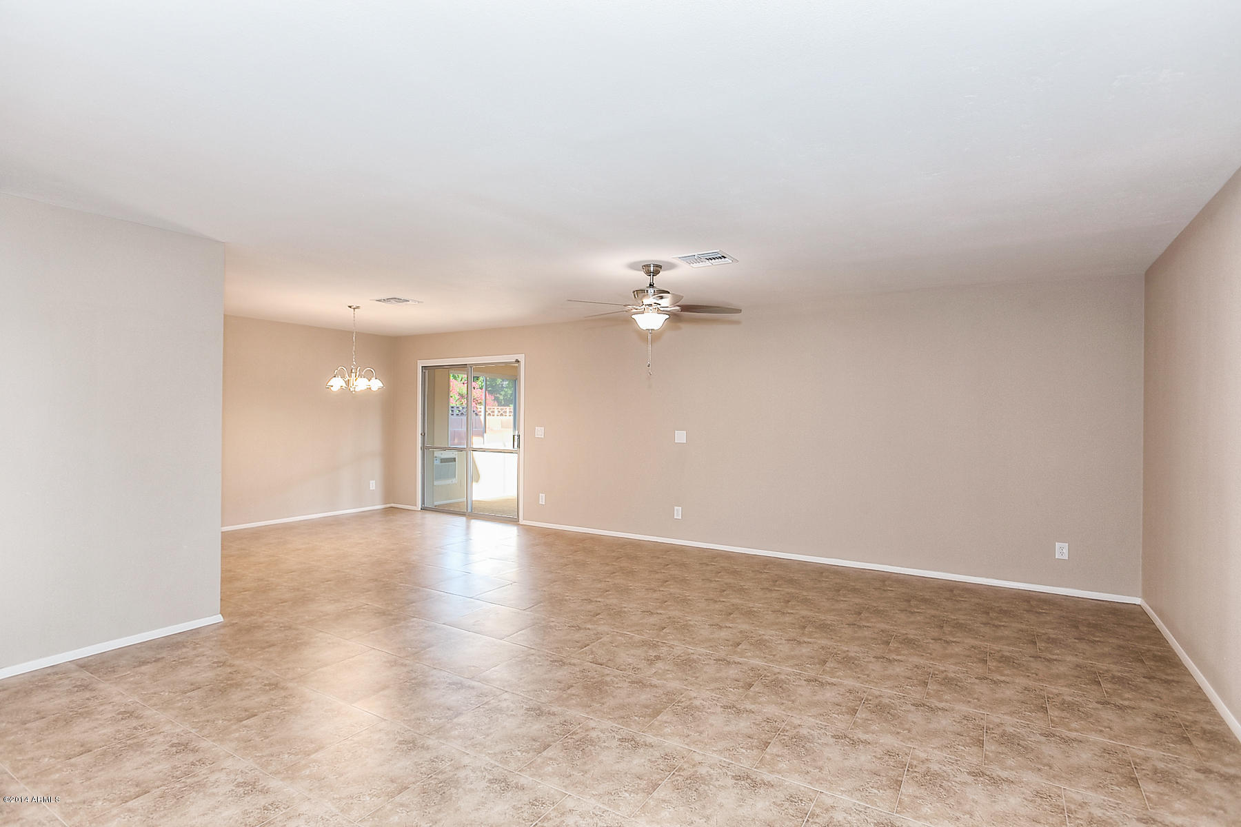 3919 West Rancho Drive Phoenix, AZ 85019 - Photo 7 of 27 Family Room_Dining Room