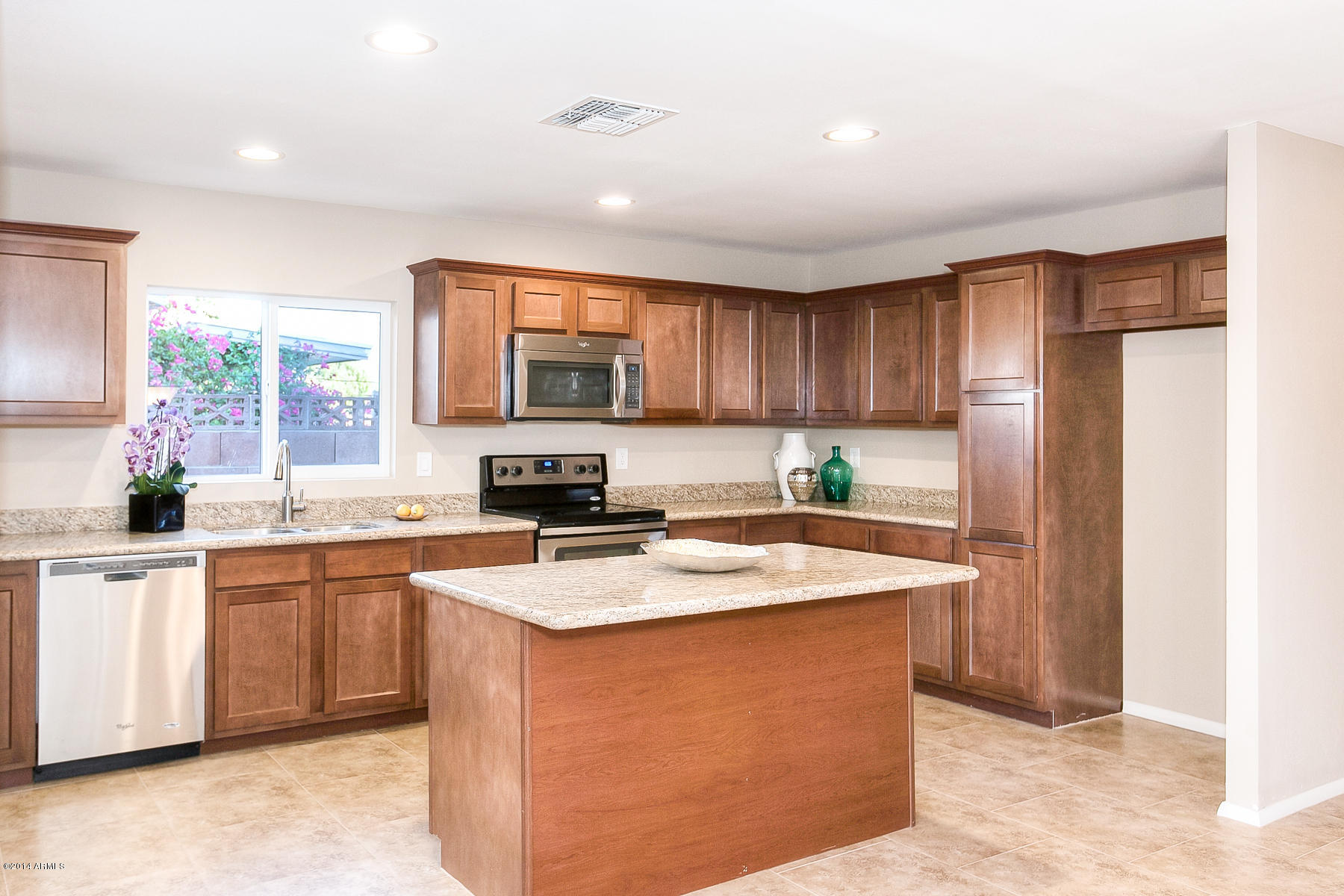 3919 West Rancho Drive Phoenix, AZ 85019 - Photo 9 of 27 Kitchen B