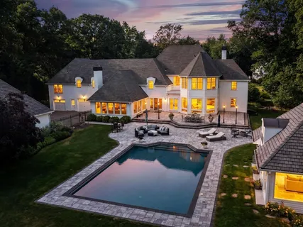 $2,895,000 | 15 Blandford Drive, Sudbury, MA 01776